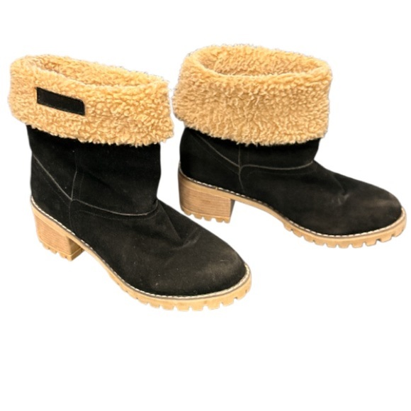 Trendy black ankle boots with faux suede, tan lining, size 9. - Picture 2 of 5